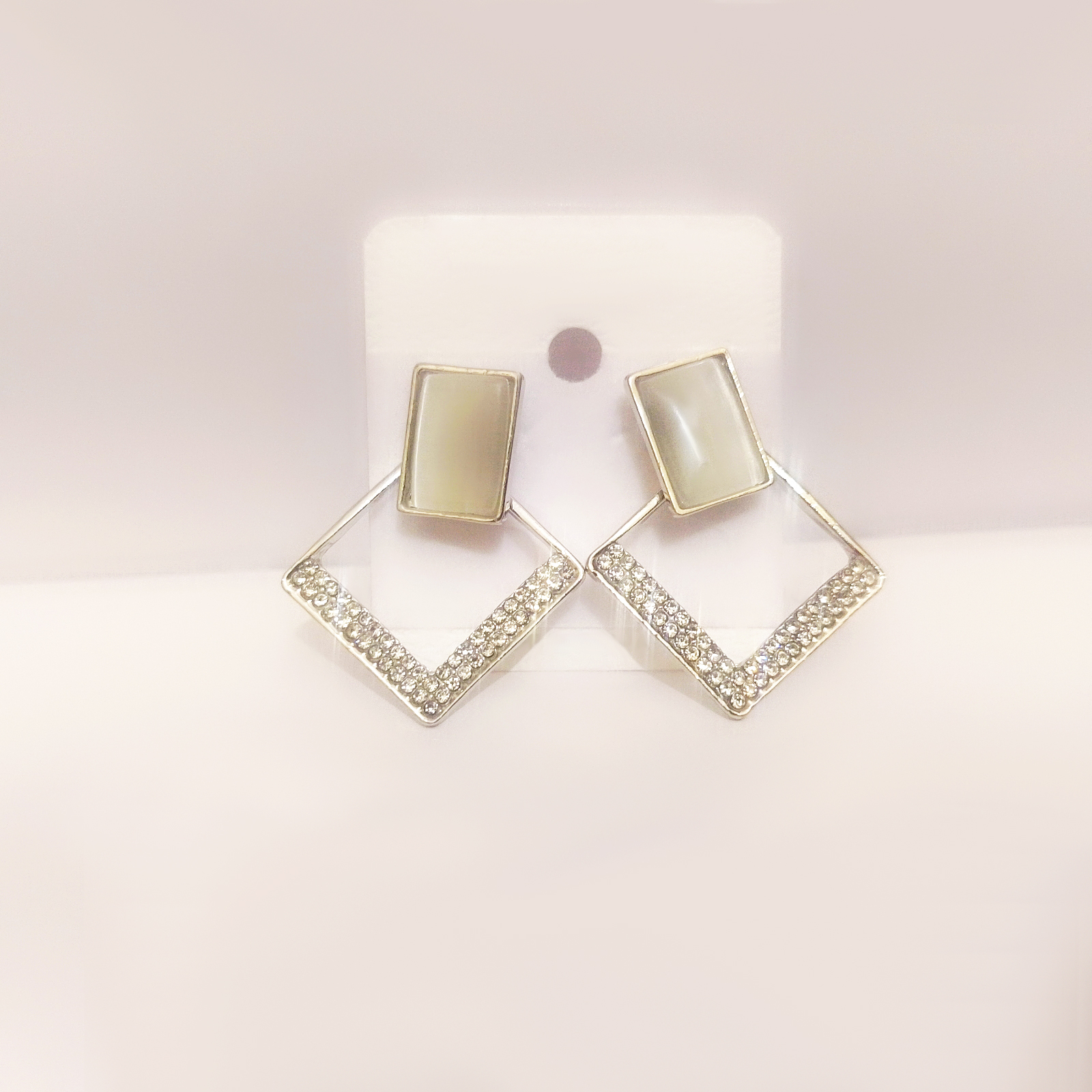 Modern Muse Geometric Earrings: Cat's Eye and Crystal Rhombus Drops - Image 2