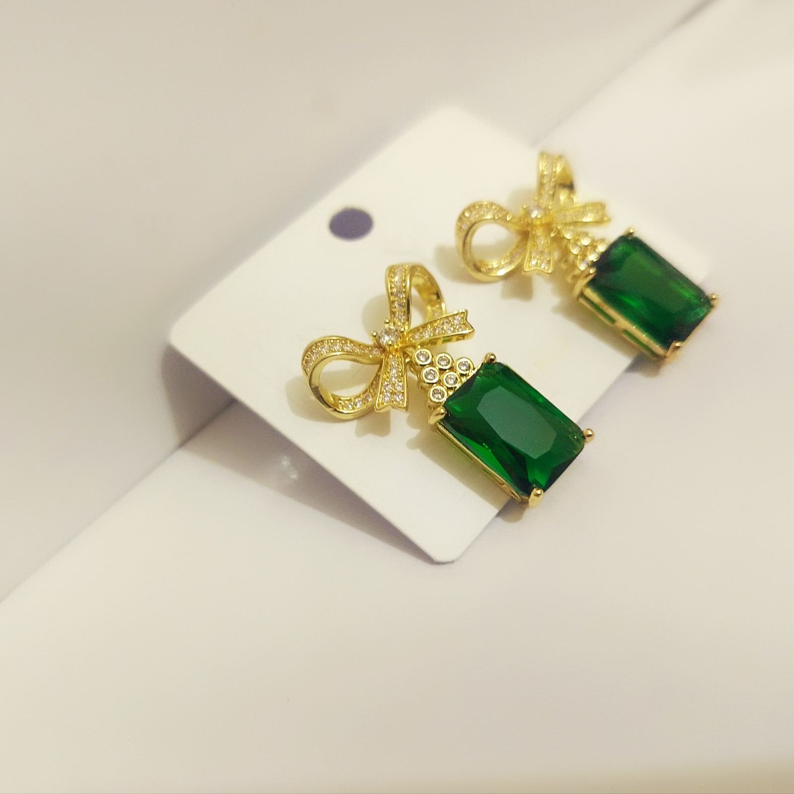 Sparkling Rhinestone Bow Earrings with Black Emerald-Cut Gemstone - Image 4